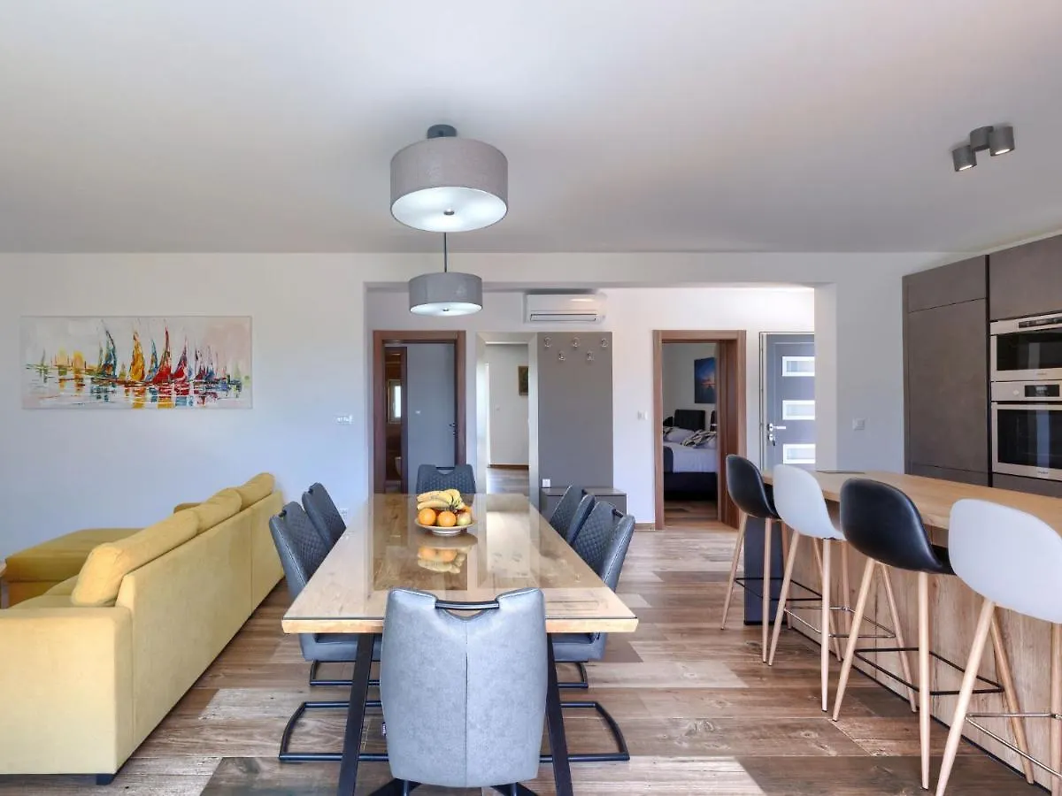 Holiday Home Villa Ani By Interhome Liznjan